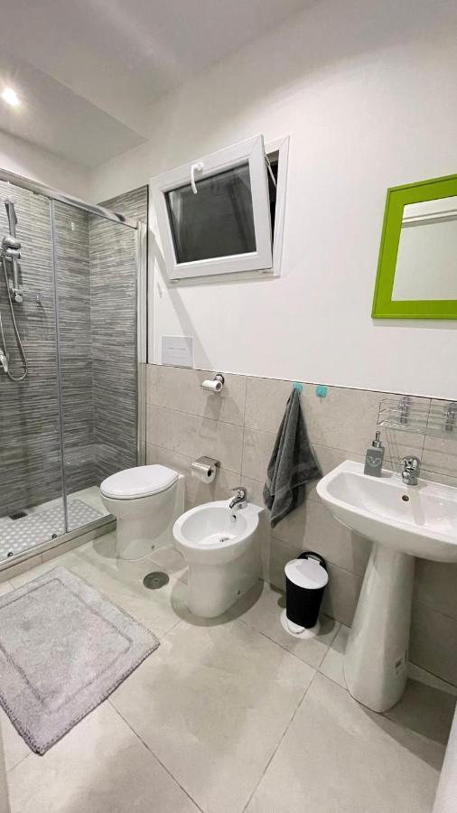 Al Quattordici Apartment บรินดิซิ ภายนอก รูปภาพ