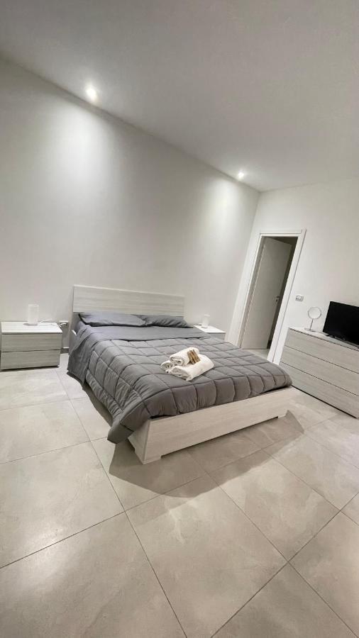 Al Quattordici Apartment บรินดิซิ ภายนอก รูปภาพ